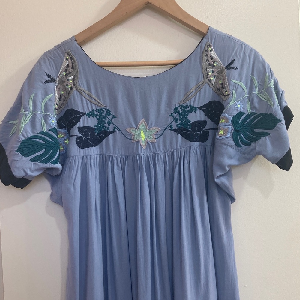 TALLULAH & HOPE EMBROIDERED DRESS. - Picture 4 of 7